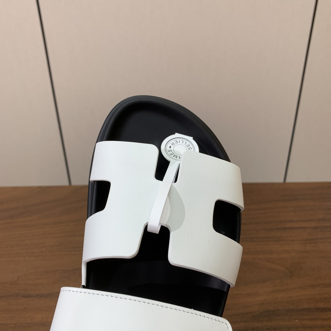 【Herm*s】顶级版本情侣款二舅拖。鞋面进口牛皮、羊京皮、掌纹皮。进口羊皮里，Tpu防滑耐磨大底。原版