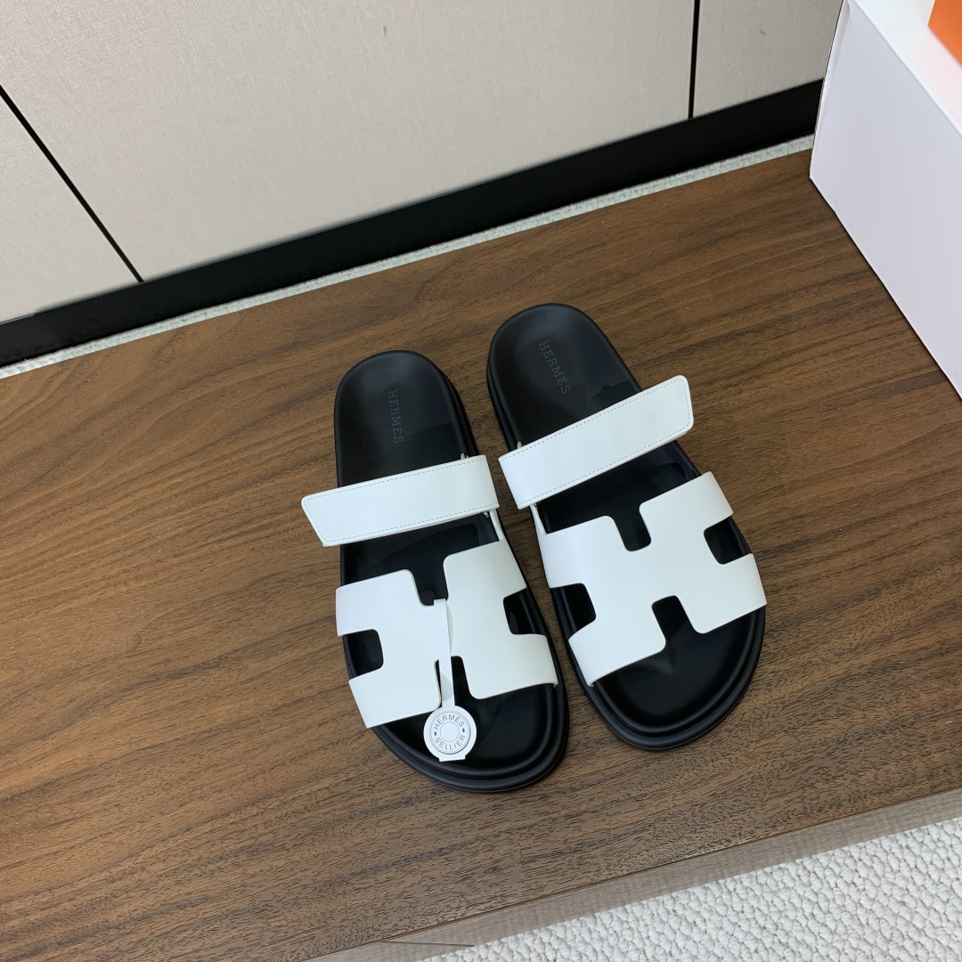 【Herm*s】顶级版本情侣款二舅拖。鞋面进口牛皮、羊京皮、掌纹皮。进口羊皮里，Tpu防滑耐磨大底。原版