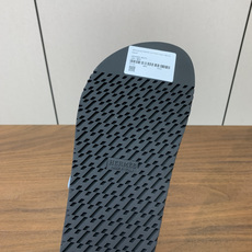 【Herm*s】顶级版本情侣款二舅拖。鞋面进口牛皮、羊京皮、掌纹皮。进口羊皮里,Tpu防滑耐磨大底。原版 【Herm*s】顶级版本情侣款二舅拖。鞋面进口牛皮、羊京皮、掌纹皮。进口羊皮里,Tpu防滑耐磨大底。原版