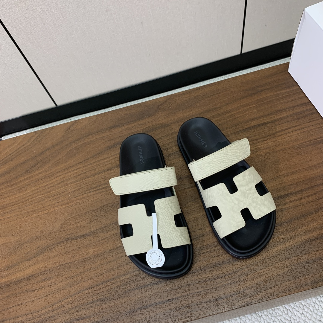【Herm*s】顶级版本情侣款二舅拖。鞋面进口牛皮、羊京皮、掌纹皮。进口羊皮里，Tpu防滑耐磨大底。原版