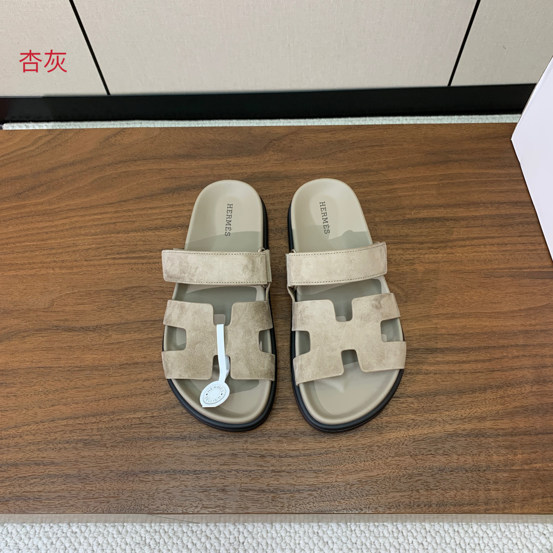 【Herm*s】顶级版本情侣款二舅拖。鞋面进口牛皮、羊京皮、掌纹皮。进口羊皮里，Tpu防滑耐磨大底。原版
