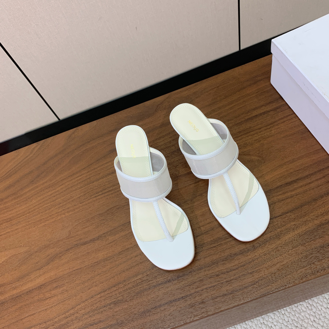 【Neous】网面拖鞋。优雅风格、创造不一样的感觉，鞋面牛皮➕网面，羊皮内里及垫脚。真皮大底。跟高8cm