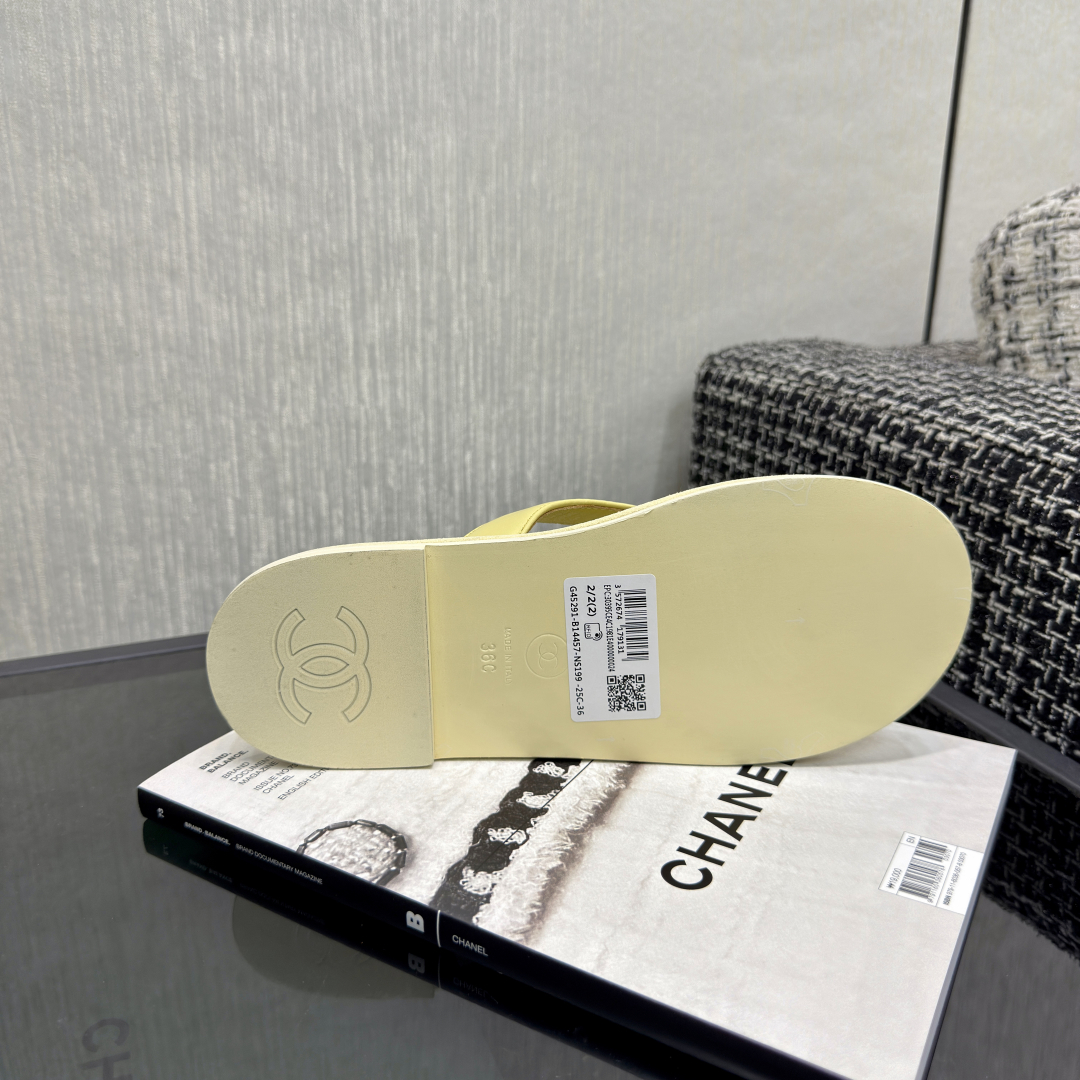 Chanel Women's Thong Sandals Lambskin Leather Yellow, Comfort and Style 10 cmp i1742291253931 9235 0 8