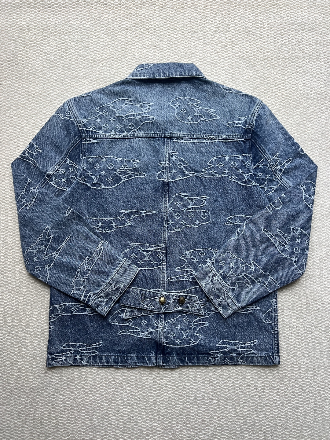 P280 LOUIS VUITTON x Nigo 联名款 MNG FW25 云朵工装长袖牛仔外套 
码数：46-48-50-52