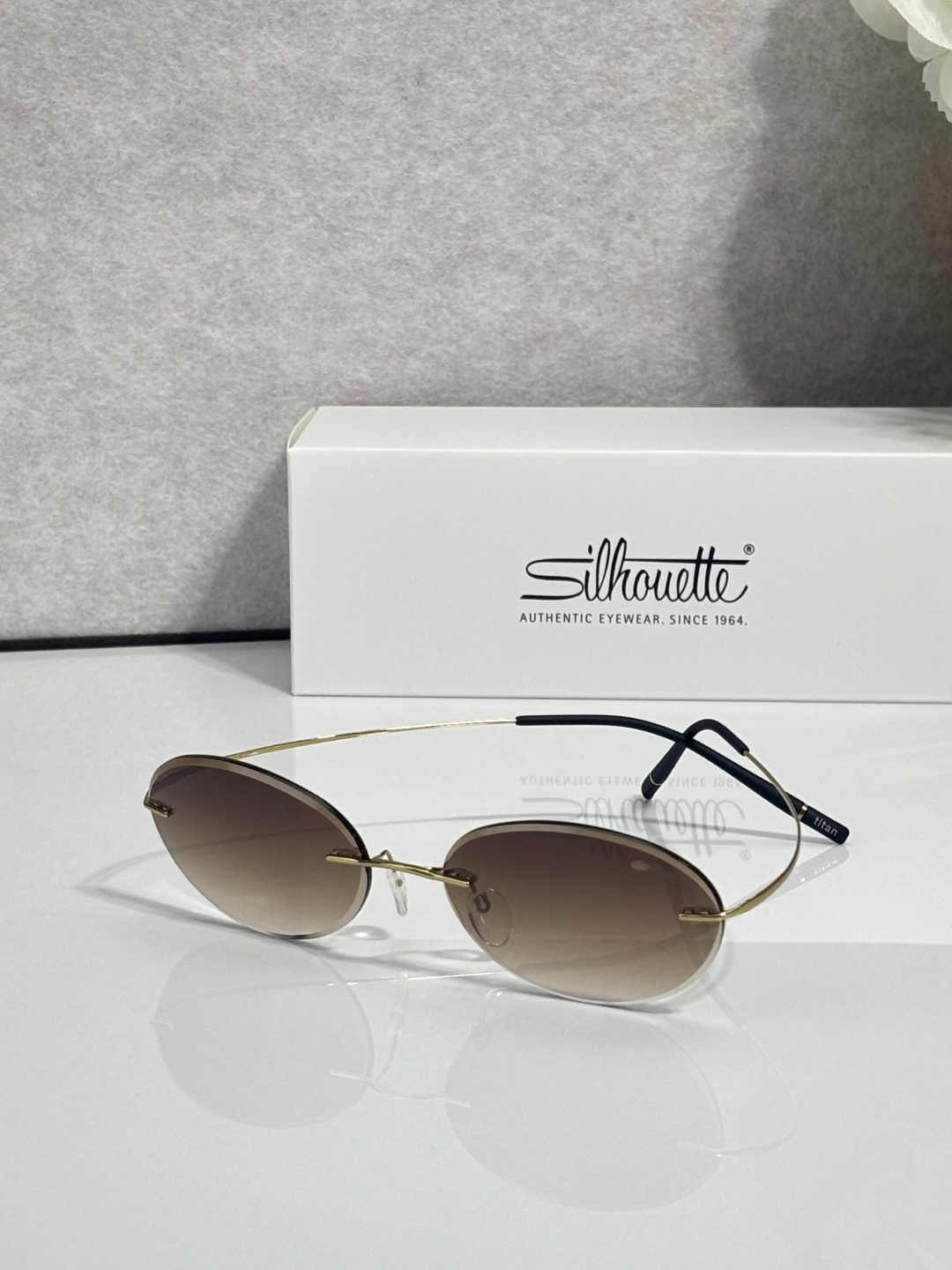 NO:884441,Silhouett* MODEL5599 FR SIZE54 mouth 17-with box of 10 glasses sunglasses sunglasses, glasses19860909Silhouett* MODEL5599 FR SIZE54口17- 配盒10眼镜墨镜太阳镜,眼镜,glasses