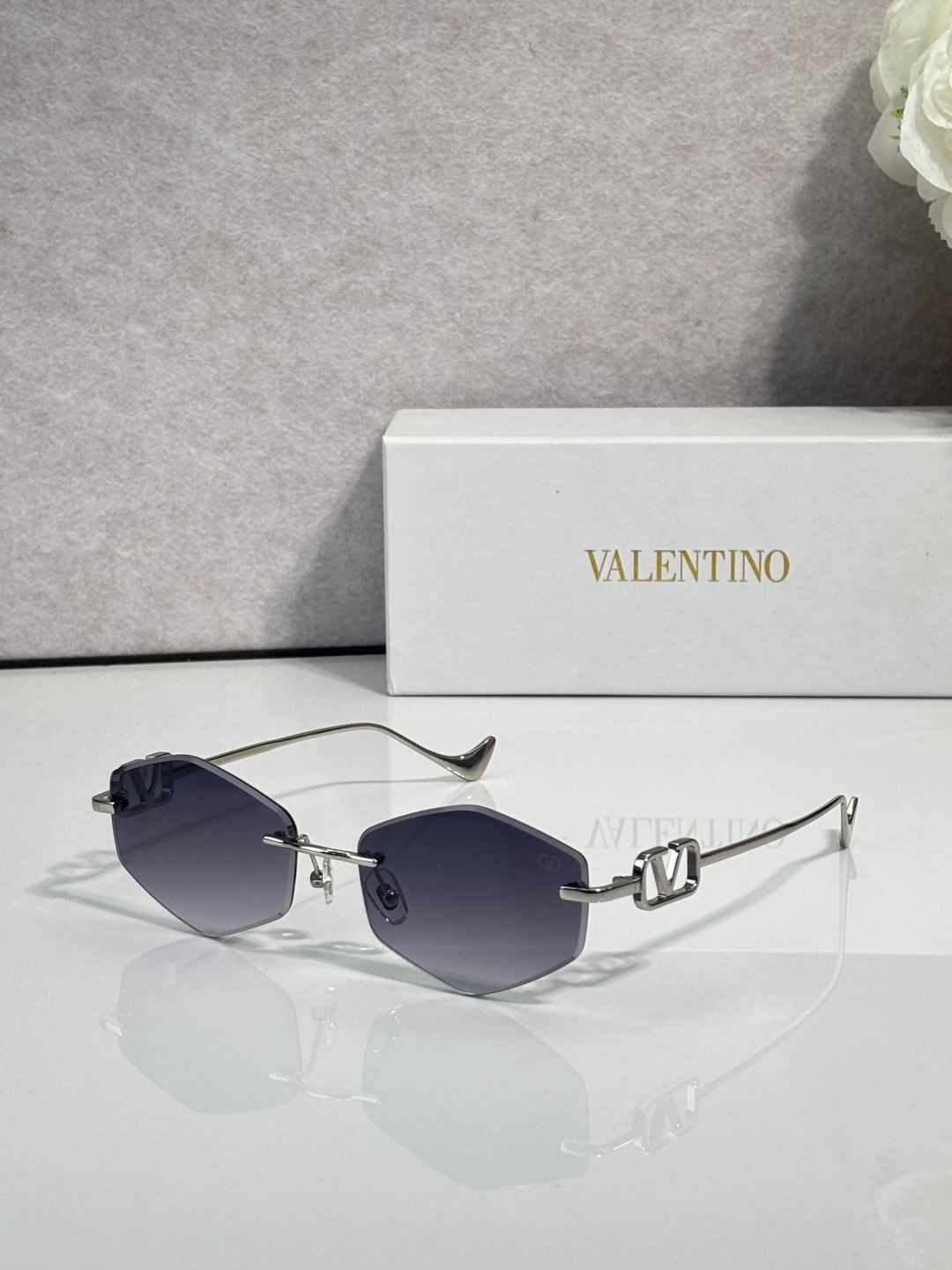 NO:884464,VALENTIN* MODELVLS-187 SIZE58 mouth 18- glasses, sunglasses, sunglasses, glasses, valentino19860909VALENTIN* MODELVLS-187 SIZE58口18- 眼镜墨镜太阳镜,眼镜,valentino,glasses