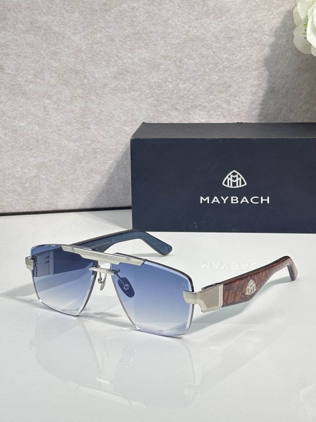NO:884410,MAYBAC* MODELTHE PRESIDENT II SIZE61 Mouth 12- Glasses, Sunglasses, Sunglasses, Glasses19860909MAYBAC* MODELTHE PRESIDENT II SIZE61口12- 眼镜墨镜太阳镜,眼镜,glasses