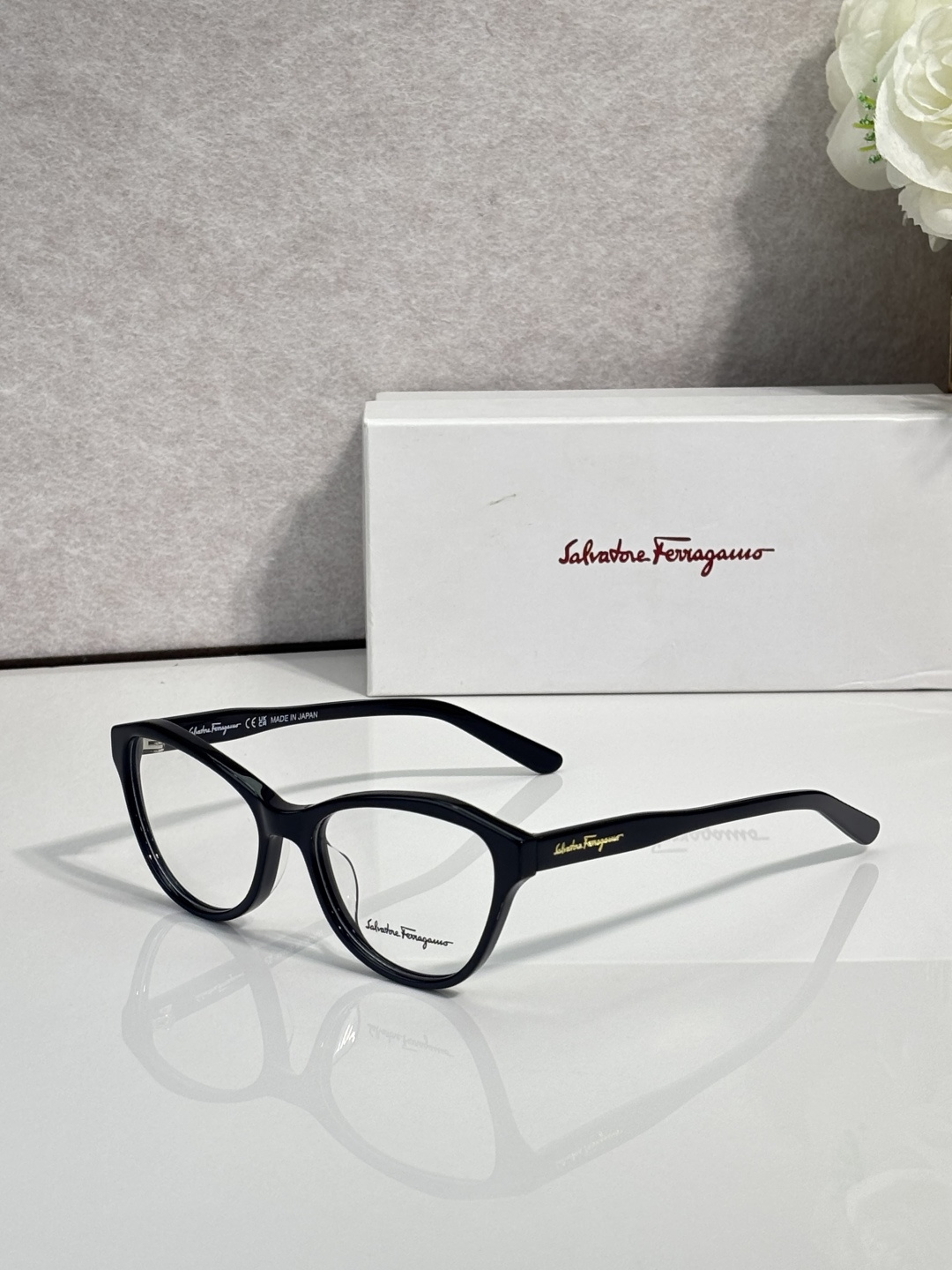 NO:948529,95 Salvatore ferragam* MODELSF5602 SIZE54 mouth 16- glasses sunglasses sunglasses, glasses, louis vuitton, ferragamo1986090995 Salvatore ferragam* MODELSF5602 SIZE54口16- 眼镜墨镜太阳镜,眼镜,louis vuitton,ferragamo,glasses
