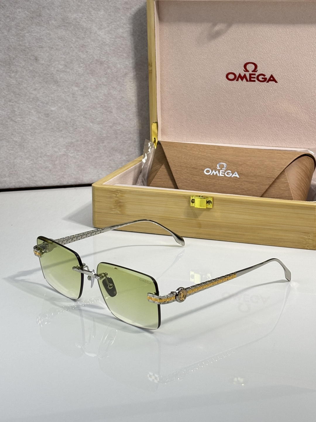 NO:948393,OMEG* ModelSS1317 Size58 Mouth 17-147 Titanium Glasses Sunglasses Sunglasses, Glasses19860909OMEG* ModelSS1317 Size58口17-147 钛眼镜墨镜太阳镜,眼镜,glasses
