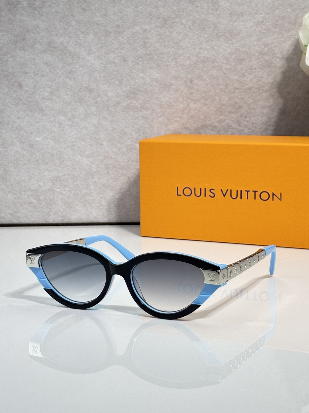 NO:948334,LOUIS VUITTO* MODELZ3181U SIZE54 mouth 17-glasses, sunglasses, sunglasses, glasses, louis vuitton19860909LOUIS VUITTO* MODELZ3181U SIZE54口17-眼镜墨镜太阳镜,眼镜,louis vuitton,glasses