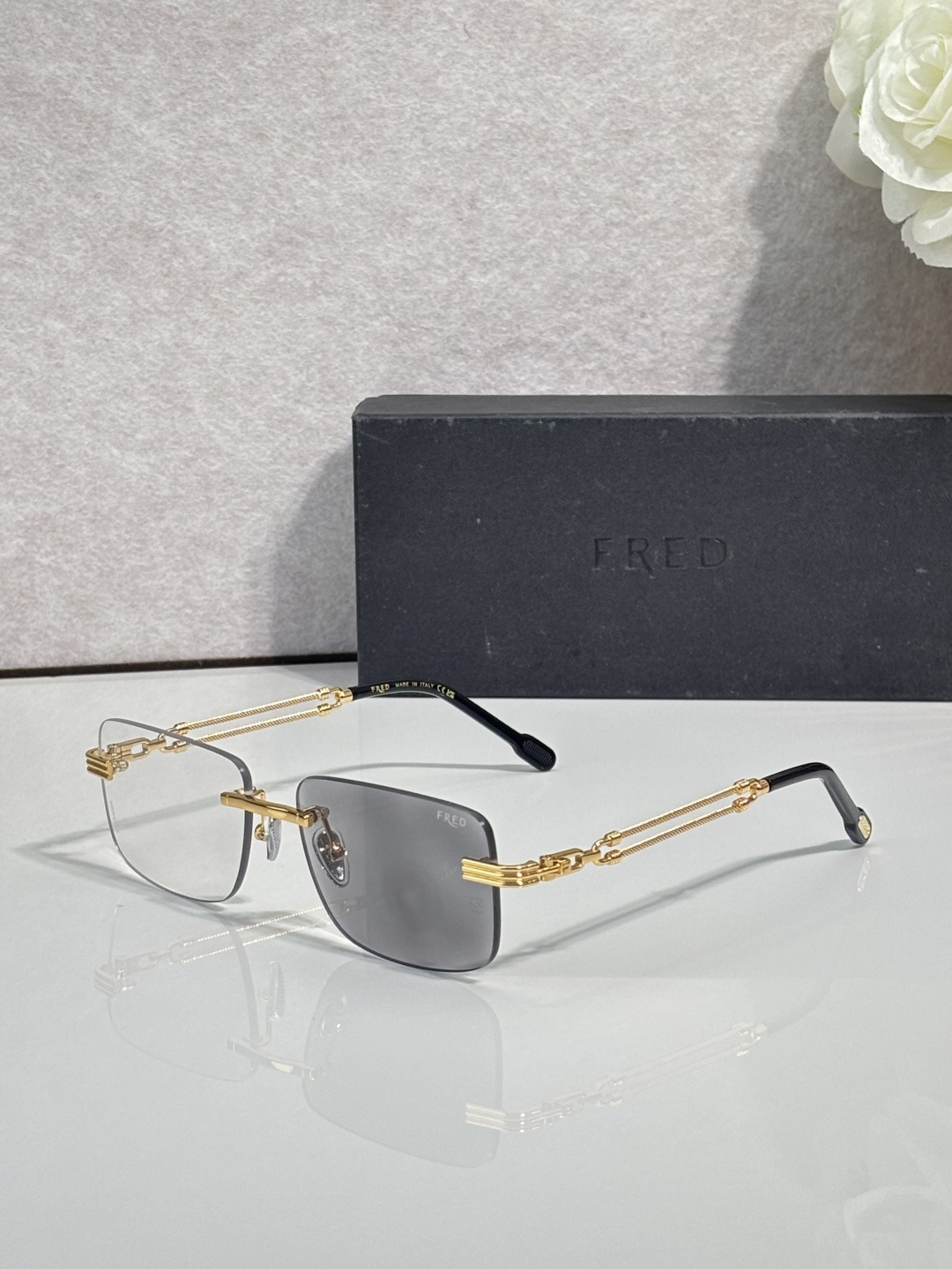 NO:950560,FRE* MODELFG40040U SIZE58 mouth 17- Color changing glasses, sunglasses, glasses19860909FRE* MODELFG40040U SIZE58口17- 变色眼镜墨镜太阳镜,眼镜,glasses