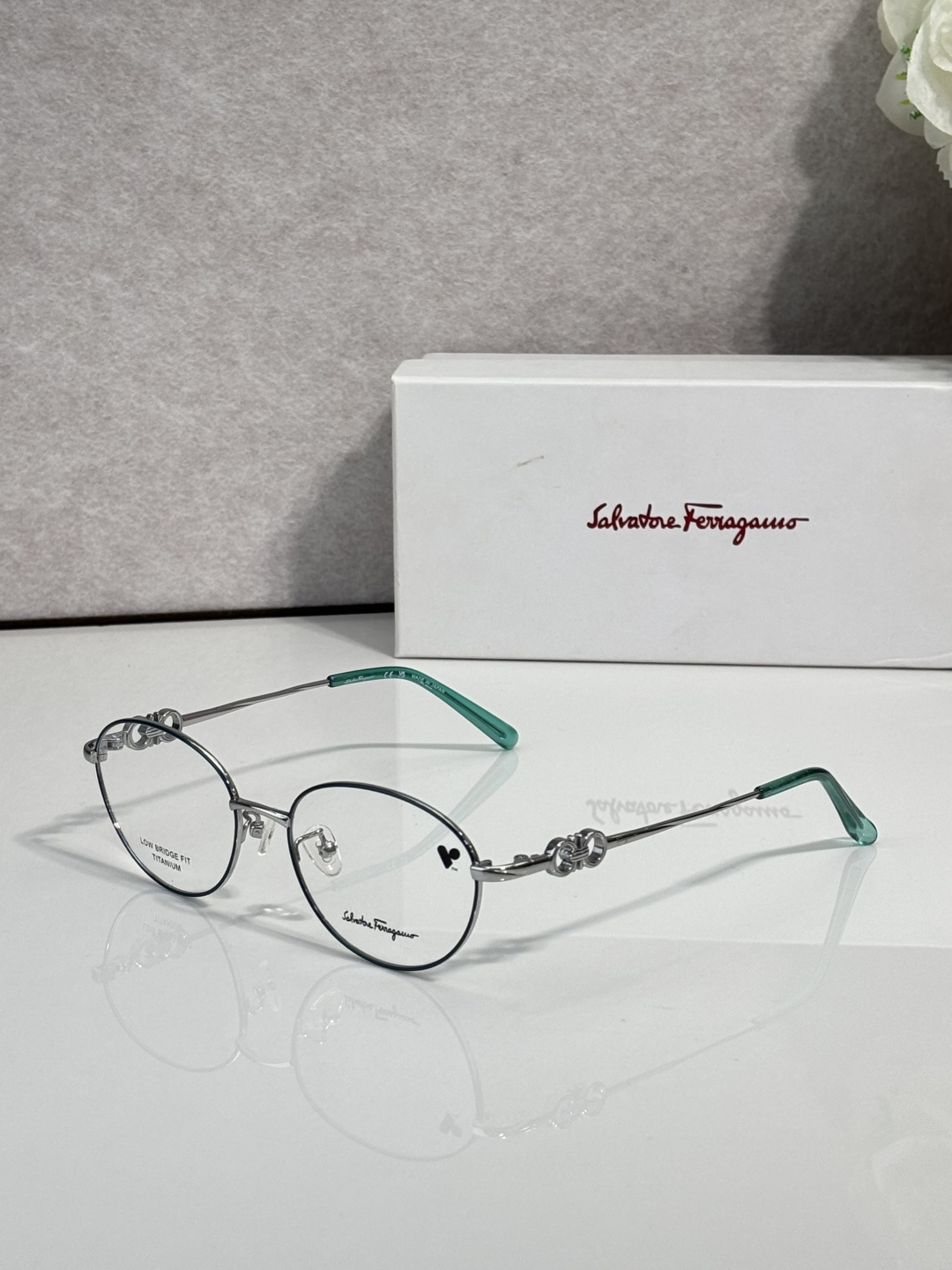 NO:952565,SALVATORE FERRAGAM* MODEL:SF2575LB SIZE:53-17- Glasses, sunglasses, sunglasses, louis vuitton, ferragamo19860909SALVATORE FERRAGAM* MODEL:SF2575LB SIZE:53-17- 眼镜墨镜太阳镜,眼镜,louis vuitton,ferragamo,glasses