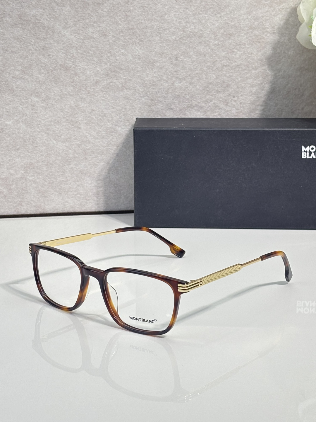 NO:954045,95 MONT BLAN* MODEL: MB0392O SIZE: 54 mouth 19- glasses, sunglasses, glasses1986090995 MONT BLAN* MODEL:MB0392O SIZE: 54口19- 眼镜墨镜太阳镜,眼镜,glasses