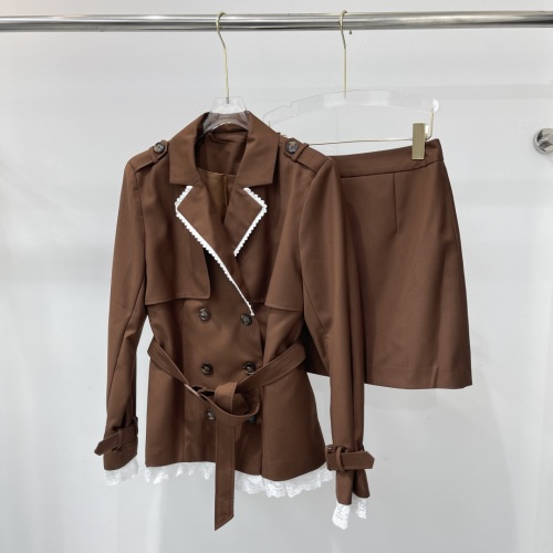 Elegant Women's Trench Coat and Skirt Set with Lace Trim - Chic and Timeless 1 Elegant Women's Trench Coat and Skirt Set with Lace Trim - Chic and Timeless