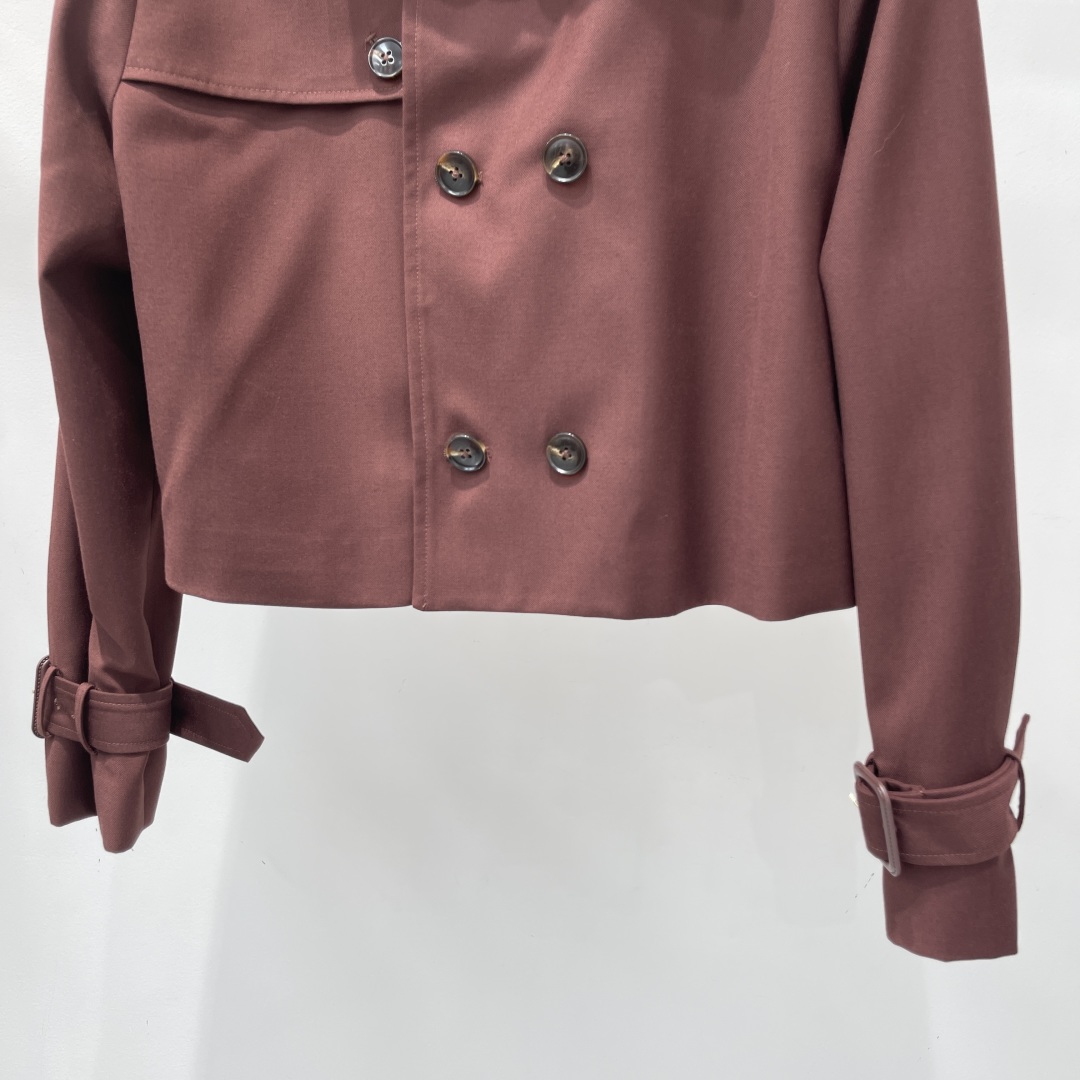 Elegant Women's Burgundy Coat and Pleated Skirt Set - Available in S-XL 5 cmp i1755494960756 7696 0 3