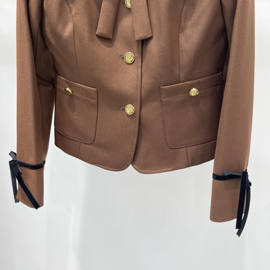 Elegant Women's Brown Blazer and Pleated Skirt Set with Bow Detail 5 cmp i1757567865070 8540 0 2