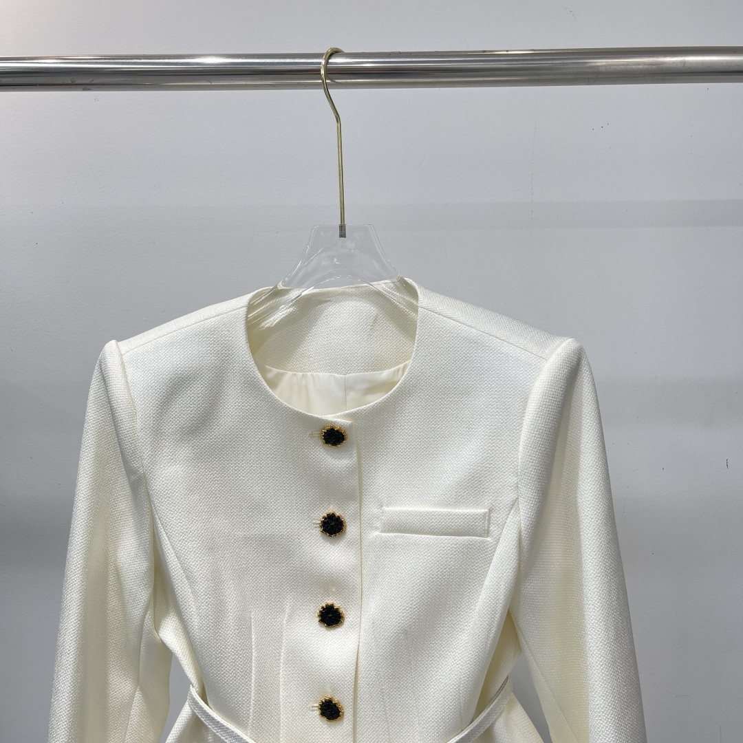 Elegant Women's Fashion Blazer & Pleated Skirt Set - Slim Fit, Two Colors 4 cmp i1757745283156 5819 0 2