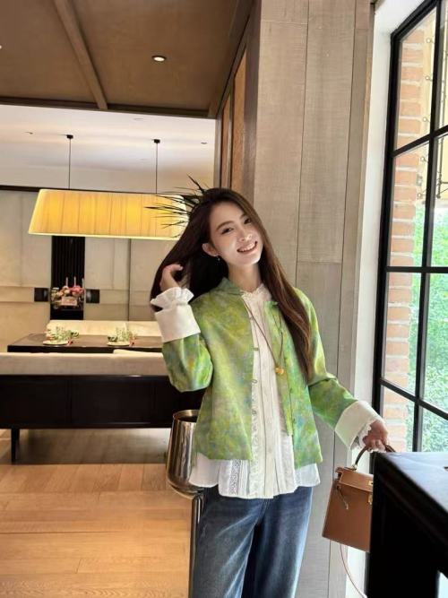 Silk Reversible Jacket Inspired by Yang Mi, Elegant Handmade Button, Versatile Fit 1 Silk Reversible Jacket Inspired by Yang Mi, Elegant Handmade Button, Versatile Fit