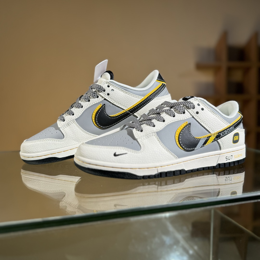 
XC版 Nike SB Dunk Low 小米联名 Su7 Ultru 周年高端定制 低帮休闲板鞋
