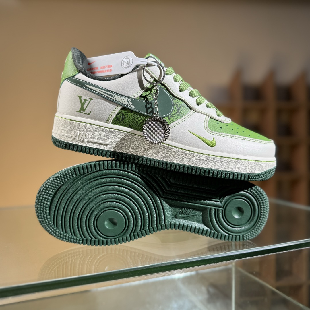 Nike Air Force 1 Low 07 x Louis Vuitton 白绿小钩 KK1988-086
