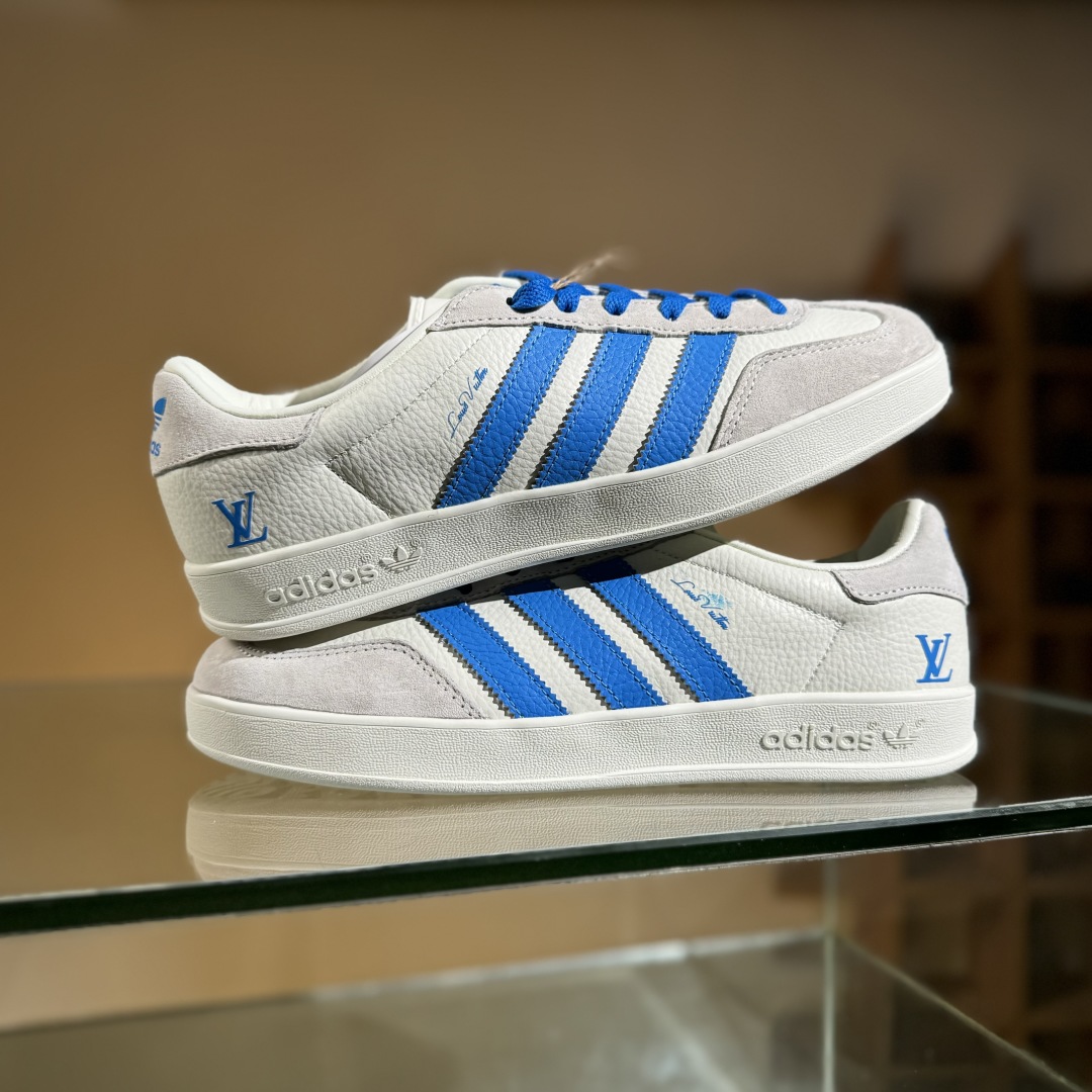 adidas SAMBA OG 德训鞋 高端定制桑巴系列低帮休闲板鞋 男女同款 DD6605