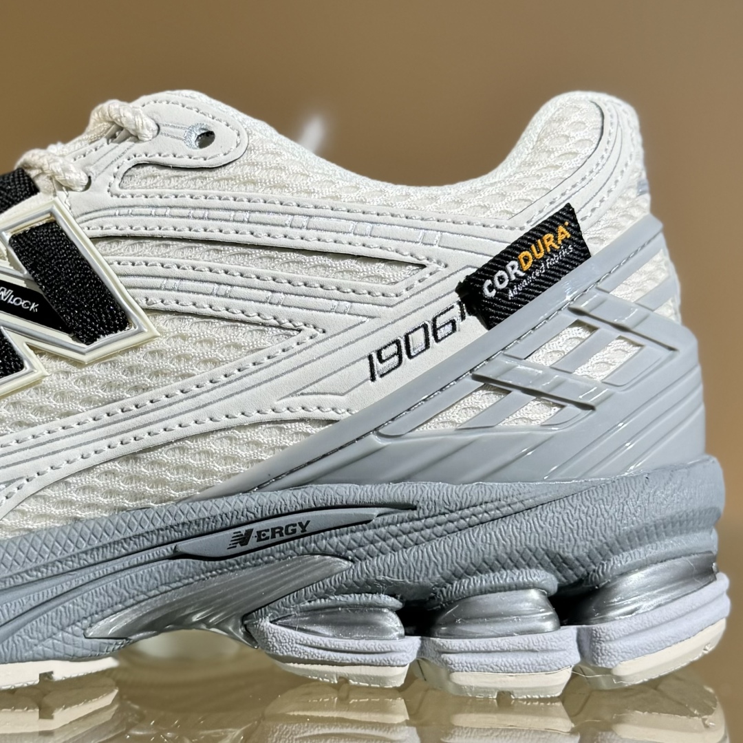 New Balance M1906系列 复古单品宝藏老爹鞋款 U1906ROC