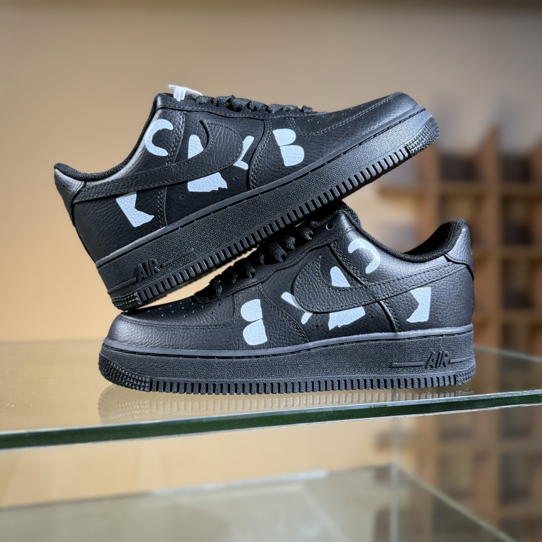 Black COMME des GARCONS x Nike Air Force 1 LOW 黑色 IB9949-001