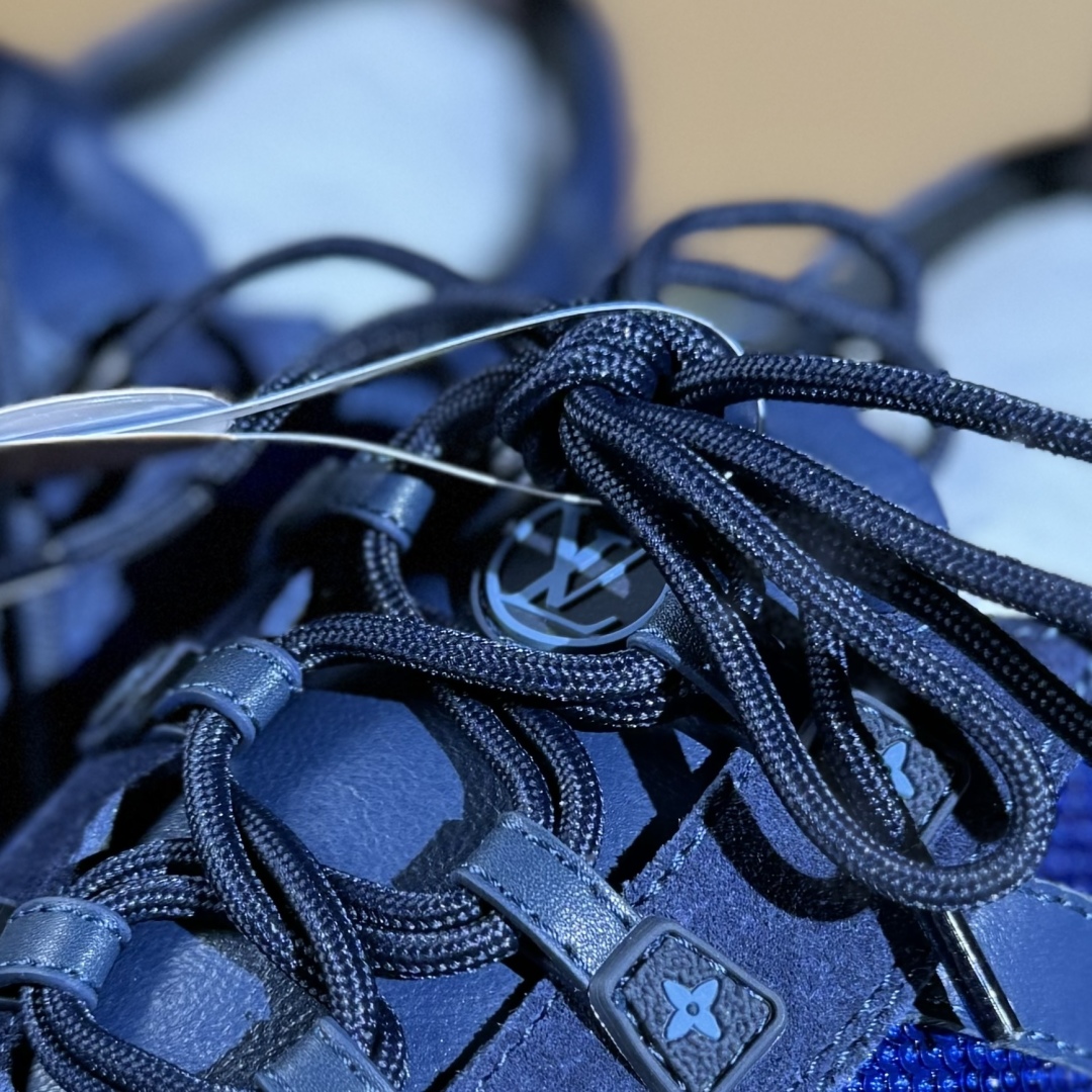 2025早春发布新款LOUIS VUITTON SneaKerina 德训鞋 芭蕾舞鞋