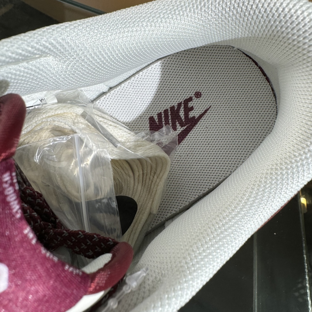 Nike SB Dunk Low 问界M9红彩勾 周年高端定制 低帮休闲板鞋 FC1688-236