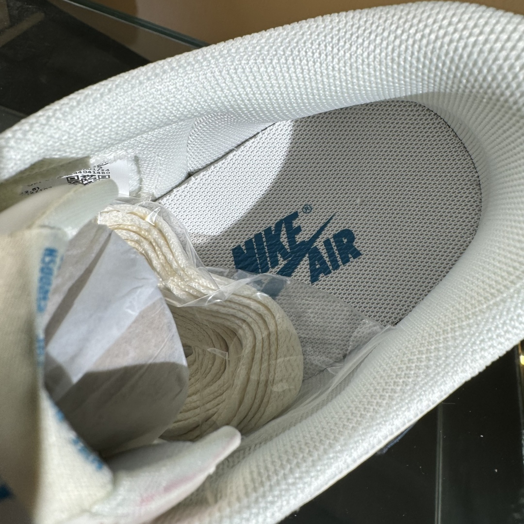 Travis Scott x Fragment Design x Air Jordan 1 Low OG SP AJ1 乔1古驰联名 蓝勾蓝底 低帮文化休闲板鞋 ZH2598-165 Travis Scott x Fragment Design x Air Jordan 1 Low OG SP AJ1 乔1古驰联名 蓝勾蓝底 低帮文化休闲板鞋 ZH2598-165