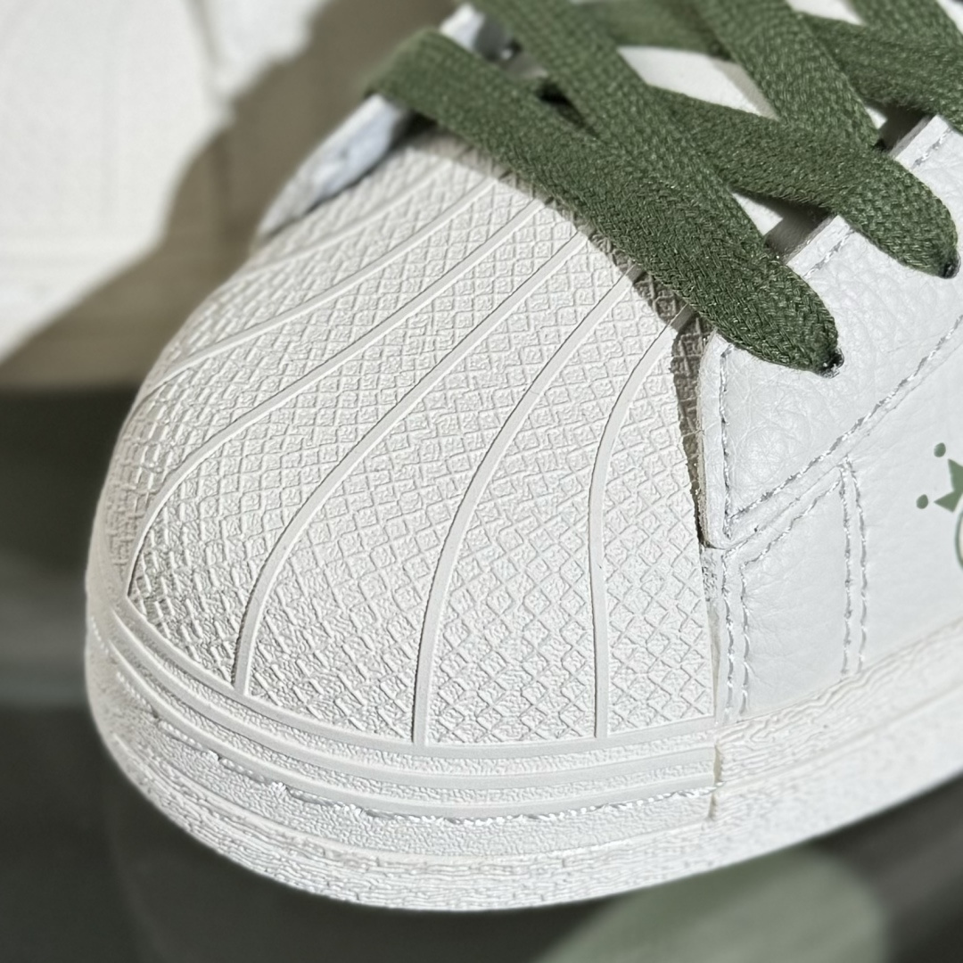 Adidas Originals Superstar 阿迪达斯 三叶草 贝壳头’DIY’系列低帮经典百搭休闲运动板鞋 XS0009 Adidas Originals Superstar 阿迪达斯 三叶草 贝壳头’DIY’系列低帮经典百搭休闲运动板鞋 XS0009