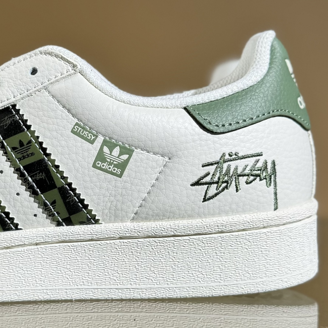 Adidas Originals Superstar 阿迪达斯 三叶草 贝壳头’DIY’系列低帮经典百搭休闲运动板鞋 XS0009 Adidas Originals Superstar 阿迪达斯 三叶草 贝壳头’DIY’系列低帮经典百搭休闲运动板鞋 XS0009