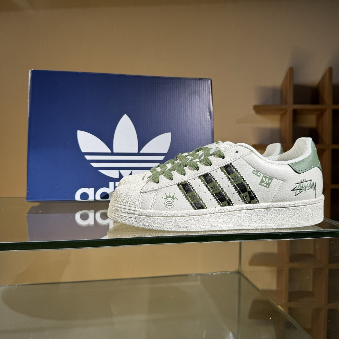 Adidas Originals Superstar 阿迪达斯 三叶草 贝壳头’DIY’系列低帮经典百搭休闲运动板鞋 XS0009 Adidas Originals Superstar 阿迪达斯 三叶草 贝壳头’DIY’系列低帮经典百搭休闲运动板鞋 XS0009