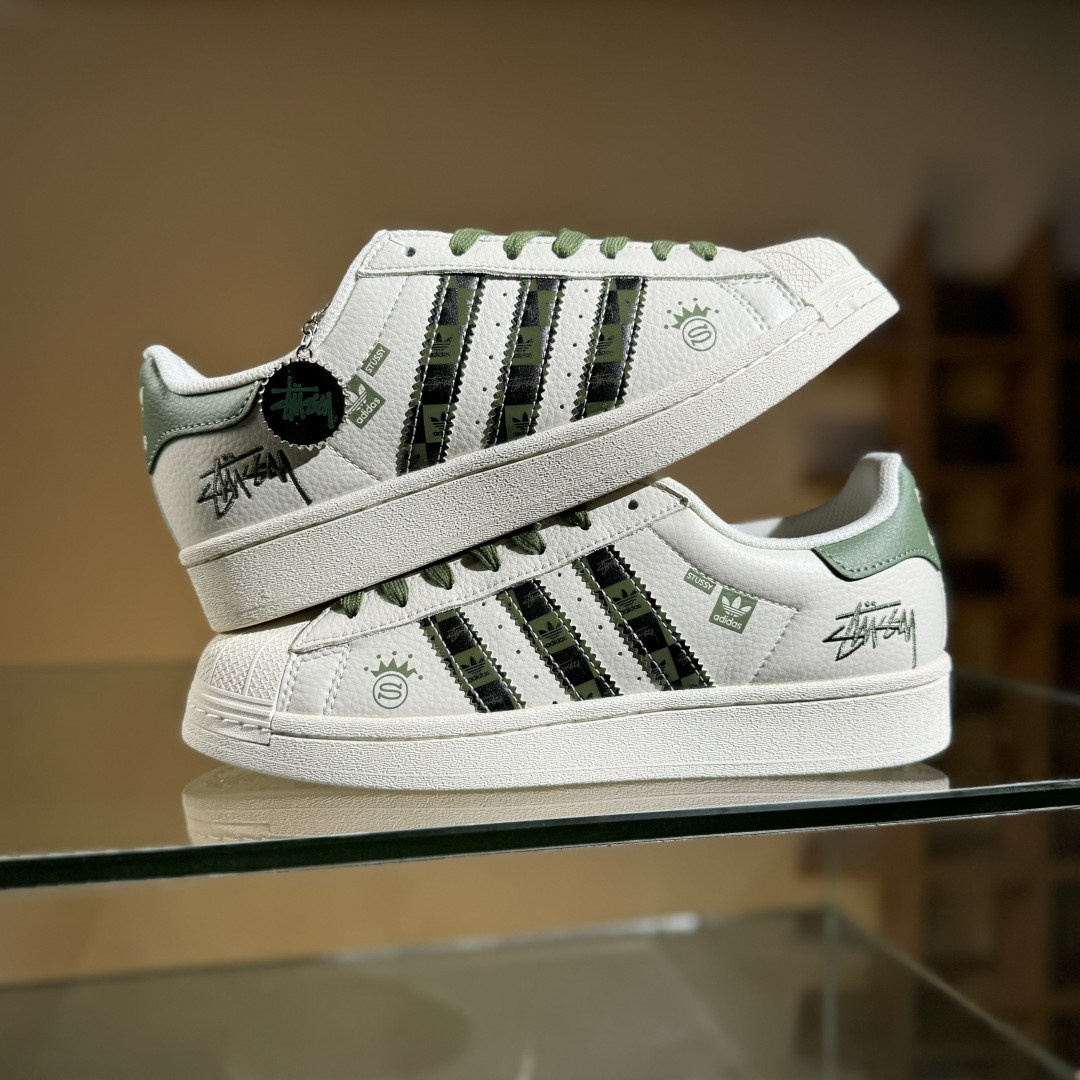 Adidas Originals Superstar 阿迪达斯 三叶草 贝壳头’DIY’系列低帮经典百搭休闲运动板鞋 XS0009 Adidas Originals Superstar 阿迪达斯 三叶草 贝壳头’DIY’系列低帮经典百搭休闲运动板鞋 XS0009