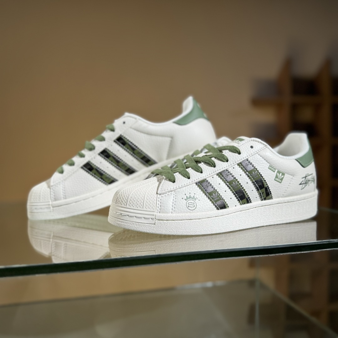 Adidas Originals Superstar 阿迪达斯 三叶草 贝壳头’DIY’系列低帮经典百搭休闲运动板鞋 XS0009 Adidas Originals Superstar 阿迪达斯 三叶草 贝壳头’DIY’系列低帮经典百搭休闲运动板鞋 XS0009