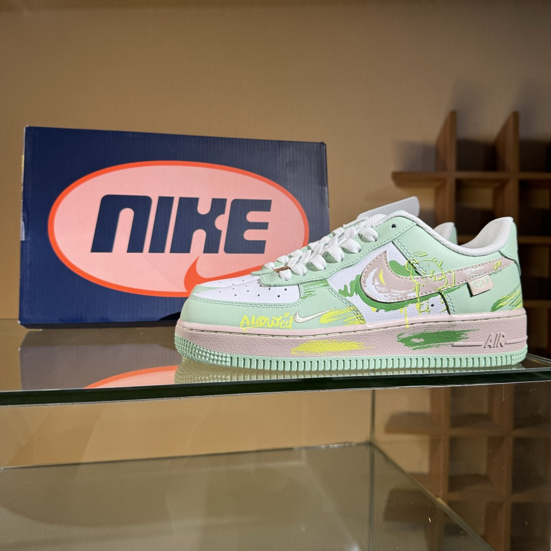 Nike Air Force 1'07 Low ”The Wizard Of Oz” 绿野仙踪 空军一号低帮休闲板鞋 DB3301-990