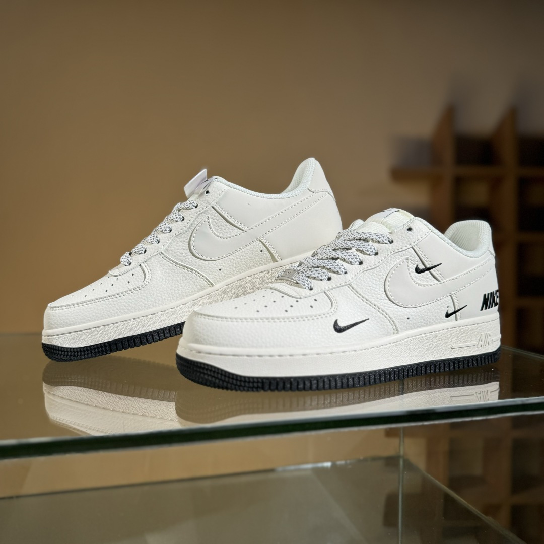 Nike Air Force 1'07 Low 耐克联名 黑小三勾 空军一号低帮休闲板鞋 XX3168-183