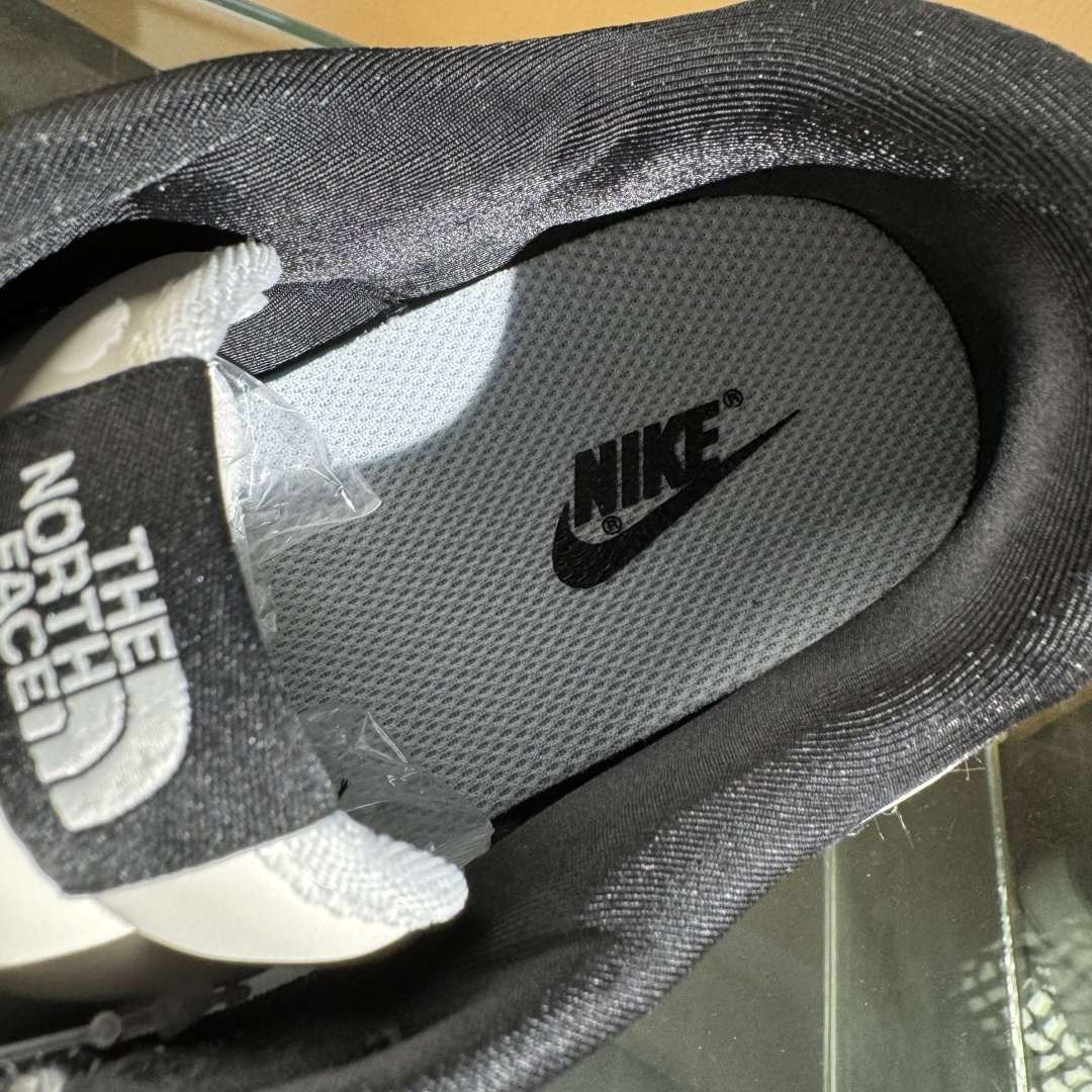 Nike SB Dunk Low 北面联名 黑白三小勾 周年高端定制 低帮休闲板鞋 SC9207-423