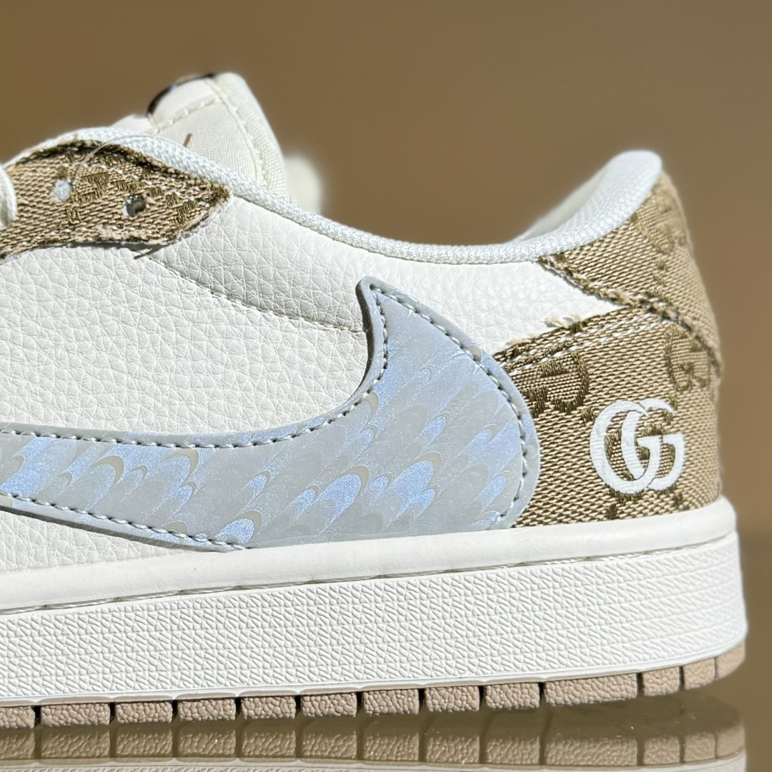 Travis Scott x Fragment Design x Air Jordan 1 Low OG SP AJ1 乔1古驰联名 卡其牛仔布 低帮文化休闲板鞋 XS7089-603 Travis Scott x Fragment Design x Air Jordan 1 Low OG SP AJ1 乔1古驰联名 卡其牛仔布 低帮文化休闲板鞋 XS7089-603