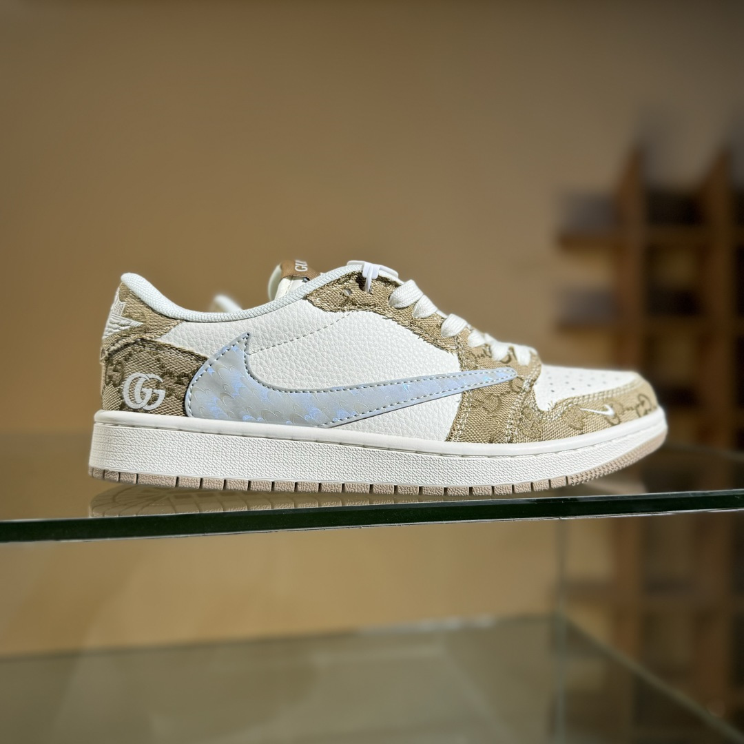 Travis Scott x Fragment Design x Air Jordan 1 Low OG SP AJ1 乔1古驰联名 卡其牛仔布 低帮文化休闲板鞋 XS7089-603 Travis Scott x Fragment Design x Air Jordan 1 Low OG SP AJ1 乔1古驰联名 卡其牛仔布 低帮文化休闲板鞋 XS7089-603