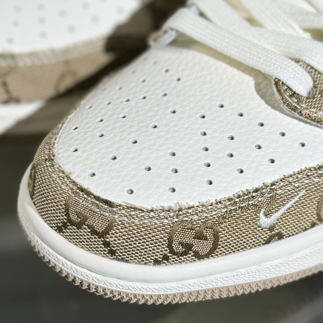 Travis Scott x Fragment Design x Air Jordan 1 Low OG SP AJ1 乔1古驰联名 卡其牛仔布 低帮文化休闲板鞋 XS7089-603 Travis Scott x Fragment Design x Air Jordan 1 Low OG SP AJ1 乔1古驰联名 卡其牛仔布 低帮文化休闲板鞋 XS7089-603