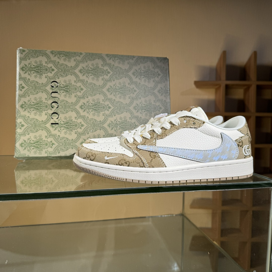 Travis Scott x Fragment Design x Air Jordan 1 Low OG SP AJ1 乔1古驰联名 卡其牛仔布 低帮文化休闲板鞋 XS7089-603 Travis Scott x Fragment Design x Air Jordan 1 Low OG SP AJ1 乔1古驰联名 卡其牛仔布 低帮文化休闲板鞋 XS7089-603