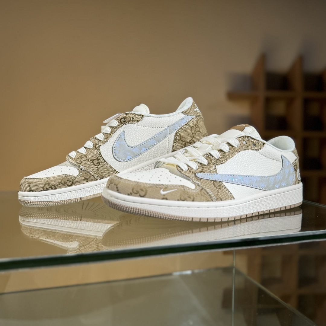 Travis Scott x Fragment Design x Air Jordan 1 Low OG SP AJ1 乔1古驰联名 卡其牛仔布 低帮文化休闲板鞋 XS7089-603 Travis Scott x Fragment Design x Air Jordan 1 Low OG SP AJ1 乔1古驰联名 卡其牛仔布 低帮文化休闲板鞋 XS7089-603