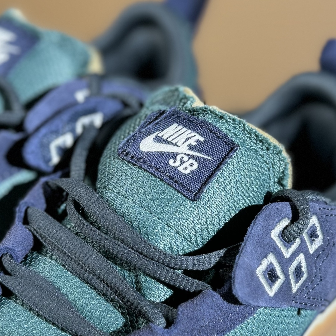 Nike SB Day One 耐克低帮休闲板鞋 FN4210-401