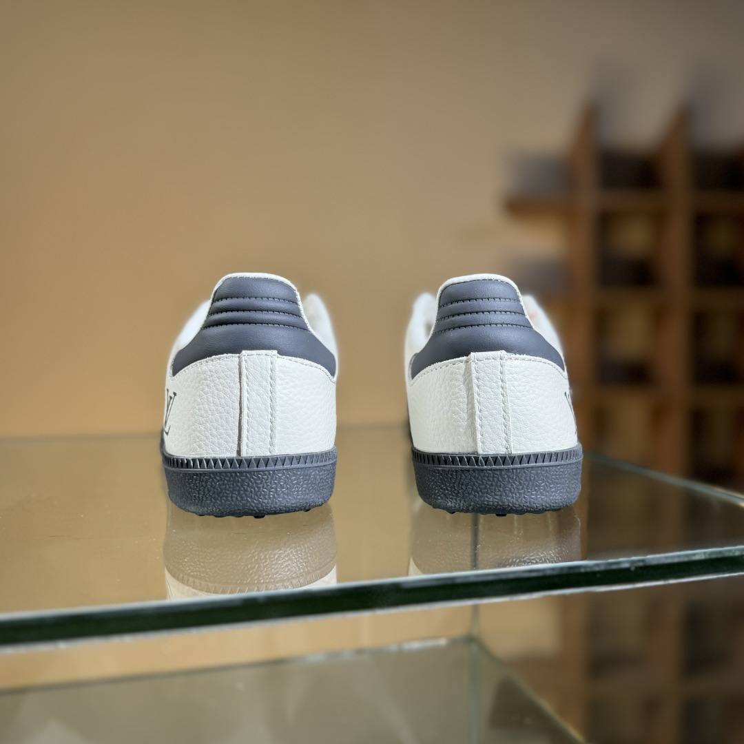 Adidas SAMBA OG 德训鞋 LV联名款 XR0001 Adidas SAMBA OG 德训鞋 LV联名款 XR0001