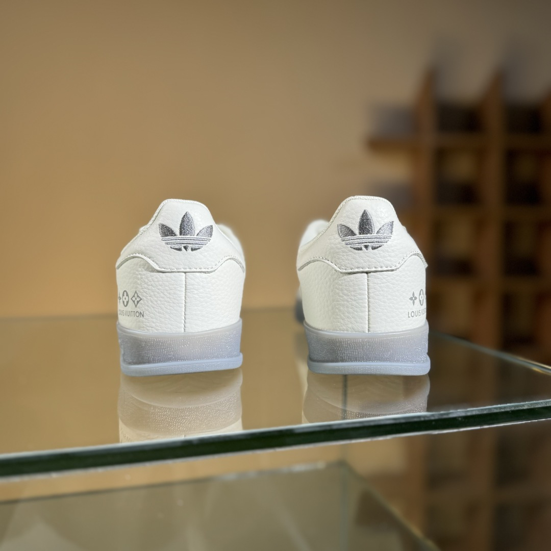 adidas Originals Gazelle INdoor x Louis Vuitton 三叶草休闲防滑耐磨低帮板鞋 DM1234-005