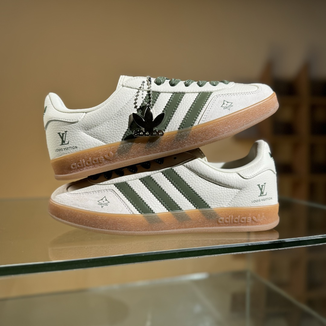 adidas Originals Gazelle INdoor x Louis Vuitton 三叶草休闲防滑耐磨低帮板鞋 DM1234-001