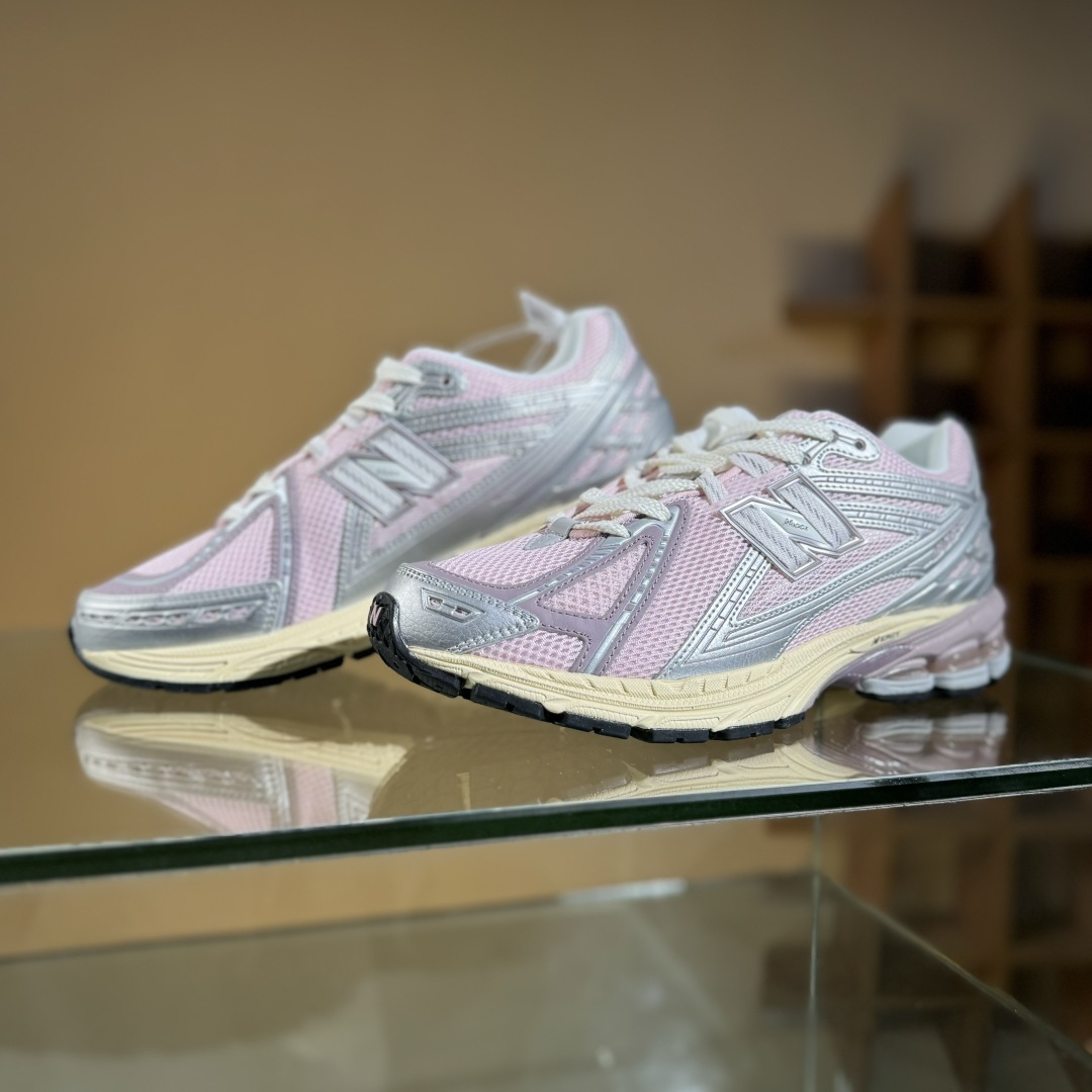 New Balance 1906系列复古老爹风休闲运动慢跑鞋 U1906RNF New Balance 1906系列复古老爹风休闲运动慢跑鞋 U1906RNF