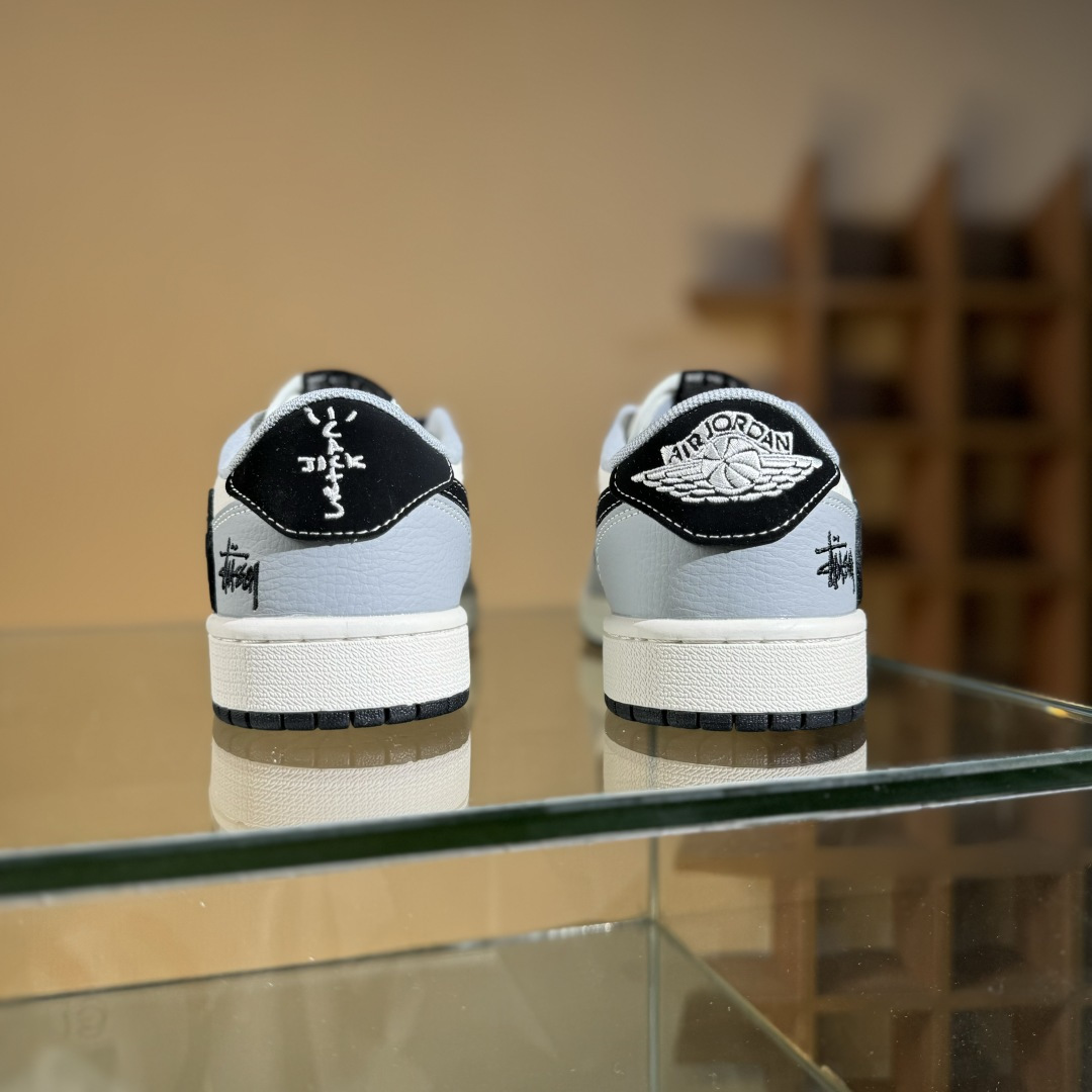 Travis Scott x Fragment Design x Air Jordan 1 Low OG SP AJ1 乔1 斯图西联名 低帮文化休闲板鞋 XS7089-601
