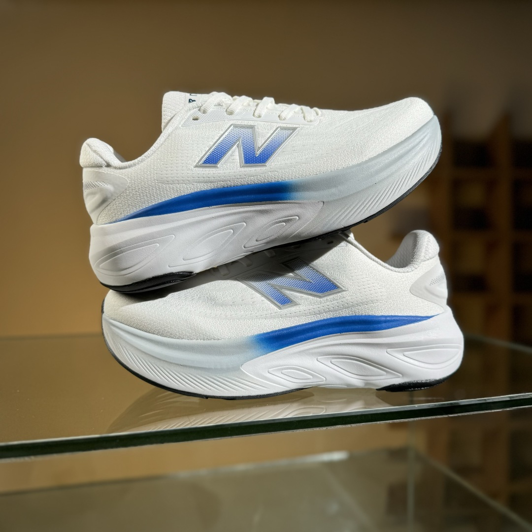 New Balance Fresh Foam X More v6 厚底网布织物减震舒适越野跑步鞋 MMORXD6